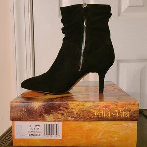 Bella-Vita Danielle Black Suede Short Boots, Size 8WW